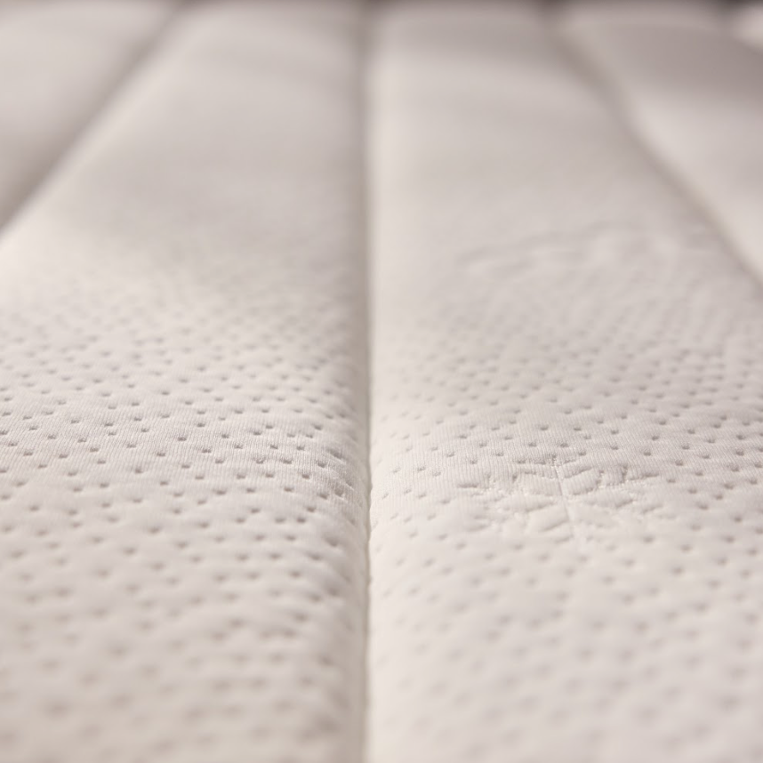 Matelas ressorts ensachés et deux faces : mousse mémoire de forme + Face été Mousse FRESH - BED PLATINIUM FRESH 29 cm