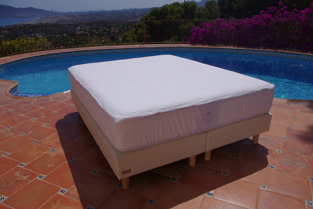 Protège matelas régénérant avec tissu capsule - CAPS
