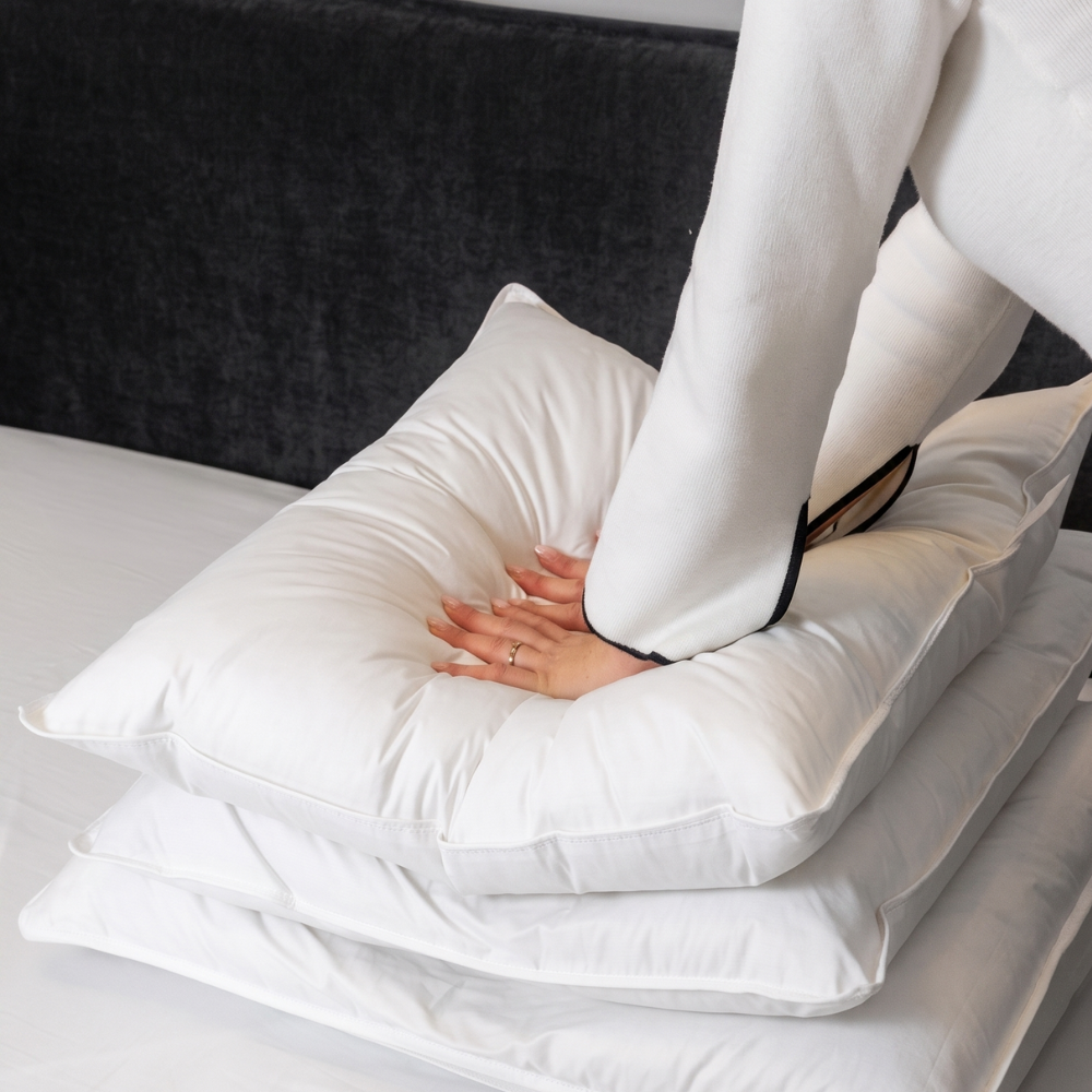 Lot de 2 oreillers hybride premium plume duvet naturel et nanofibres - Enveloppe 100% coton percale
